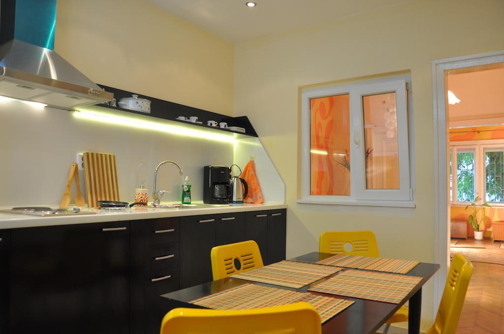 Arlequin Apartment