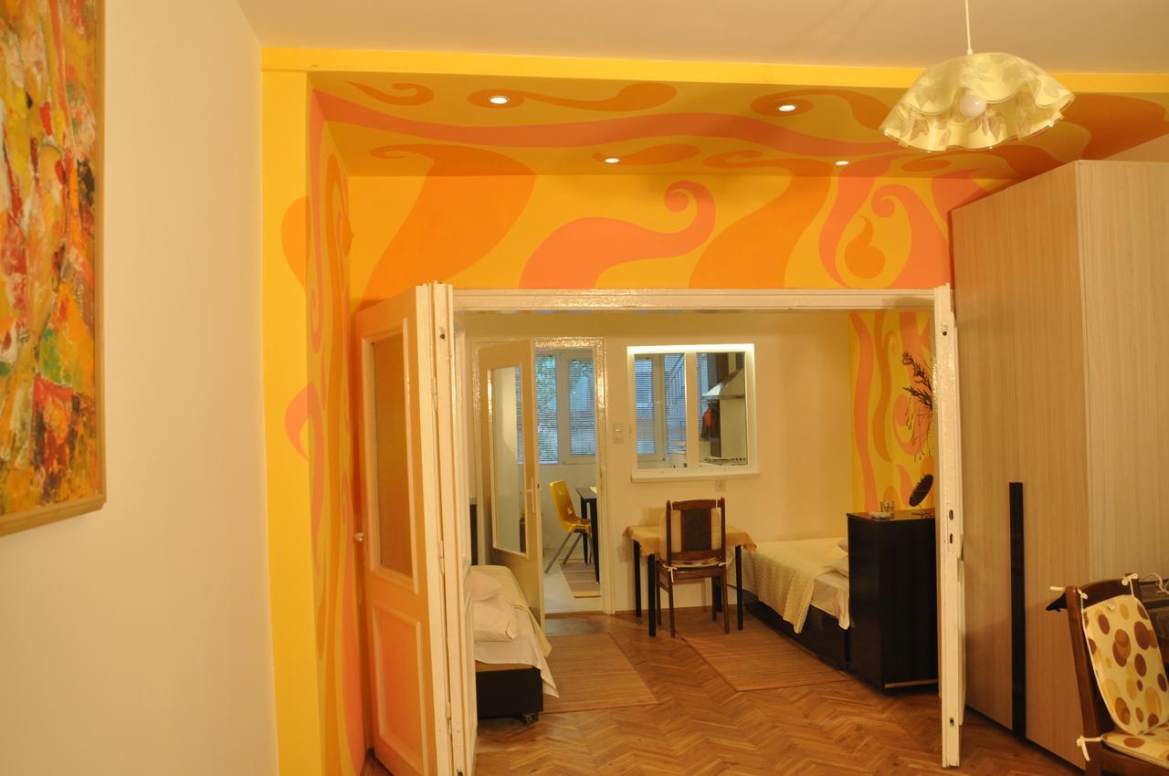 Arlequin Apartment