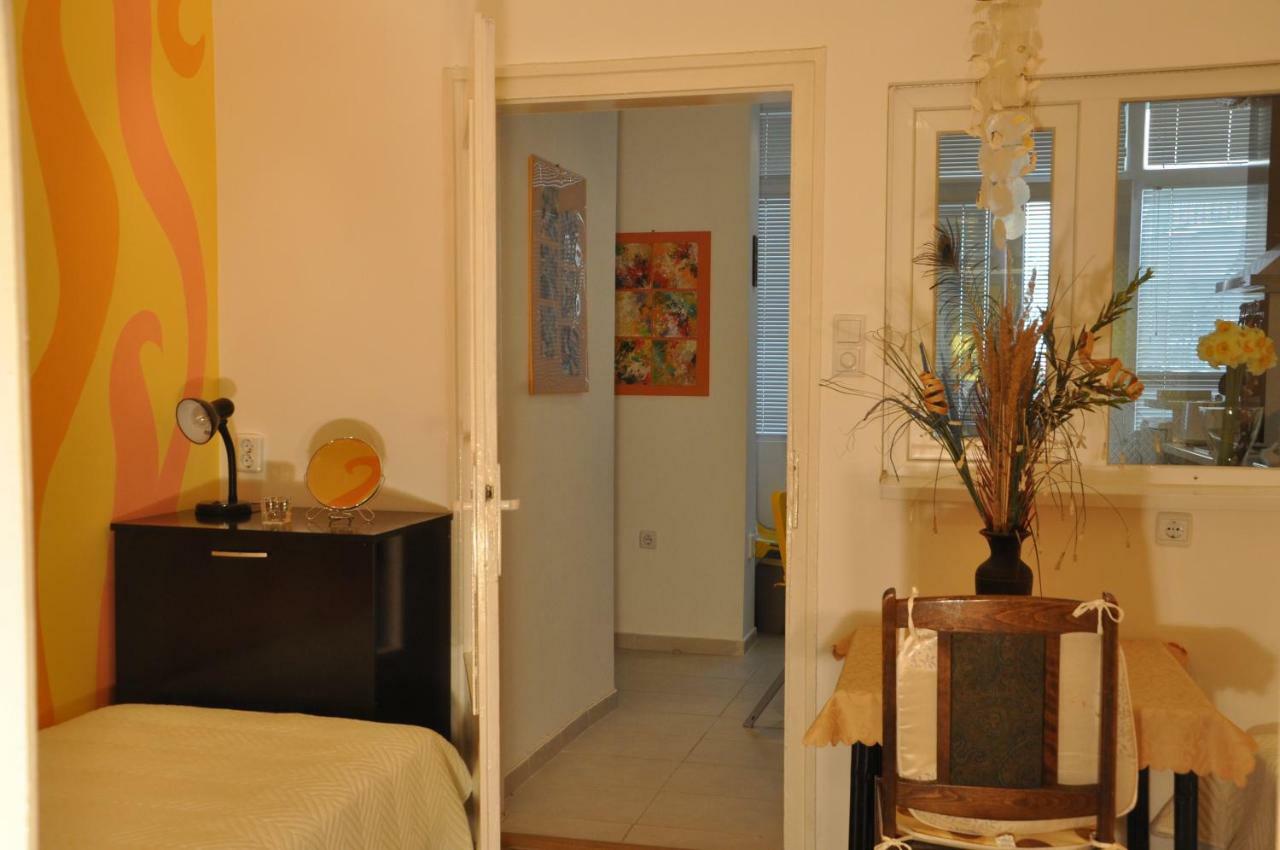 Arlequin Apartment